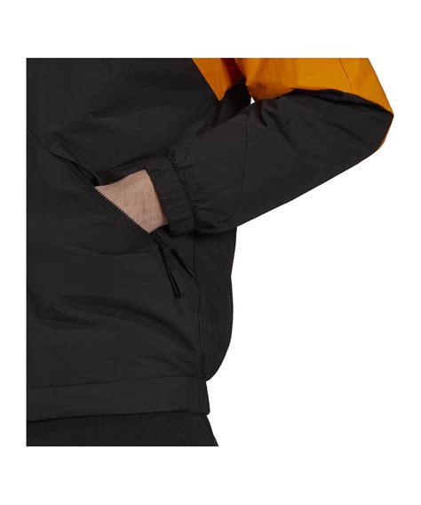 bts jacke